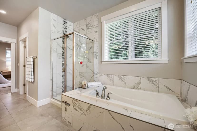 Property photo for 24356 Ne 15th Way, Sammamish photo 28