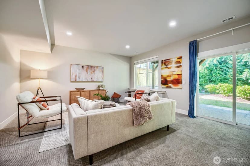 Property photo for 24356 Ne 15th Way, Sammamish photo 17
