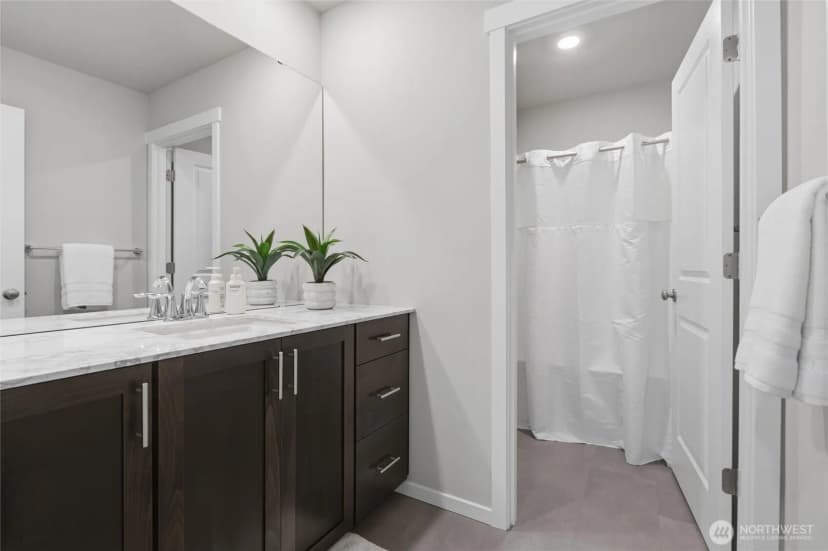 Property photo for 1685 Ne Halden Glen Drive, Poulsbo photo 17
