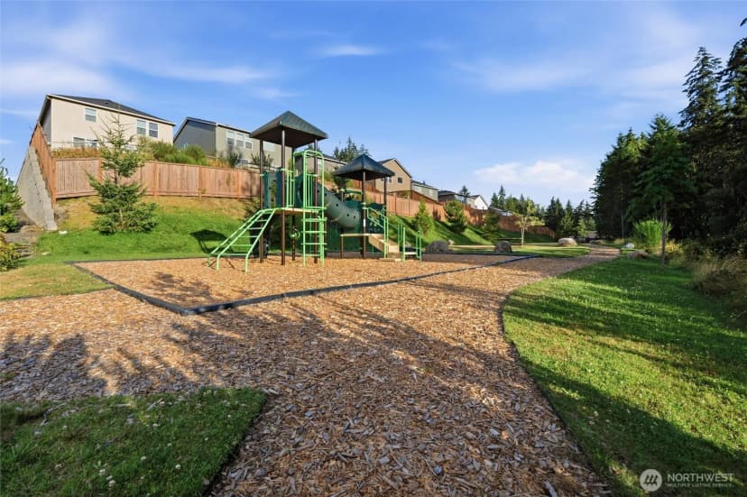 Property photo for 1685 Ne Halden Glen Drive, Poulsbo photo 36
