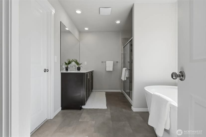 Property photo for 1685 Ne Halden Glen Drive, Poulsbo photo 22