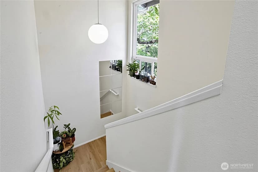 Property photo for 10011 Ne 138th Place #a5, Kirkland photo 10