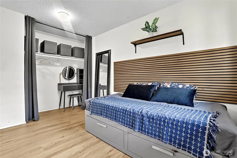 Property photo for 10011 Ne 138th Place #a5, Kirkland photo 15