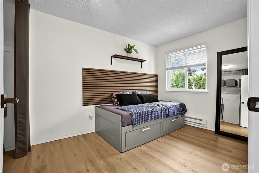 Property photo for 10011 Ne 138th Place #a5, Kirkland photo 14