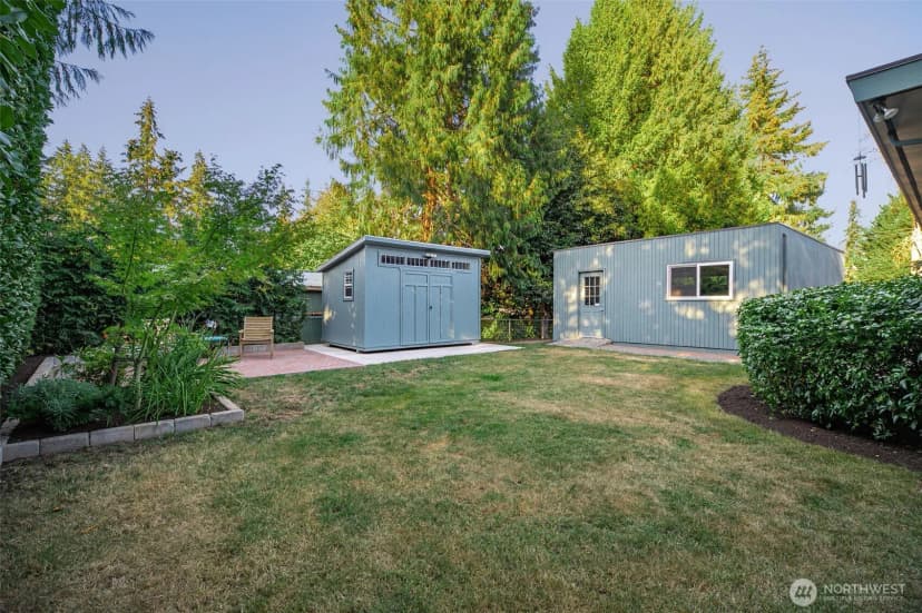 Property photo for 15805 64th Avenue Ne, Kenmore photo 36