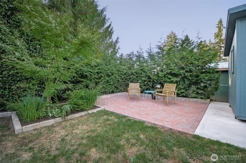 Property photo for 15805 64th Avenue Ne, Kenmore photo 37
