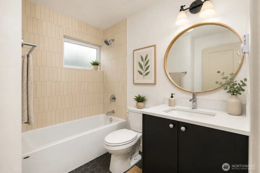 Property photo for 1255 Ne 100th Street, Seattle photo 4