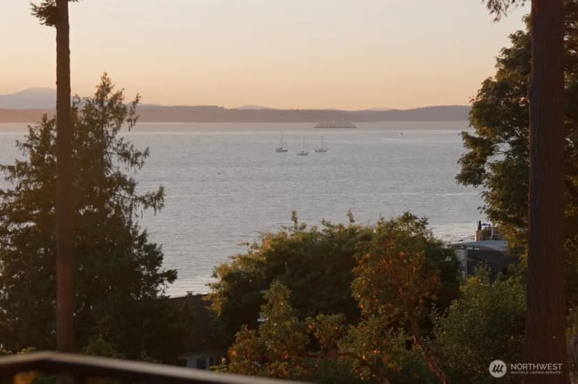 Property photo for 5630 Beach Drive Sw, Seattle photo 39