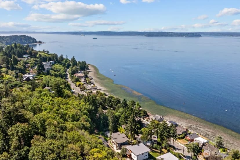 Property photo for 5630 Beach Drive Sw, Seattle photo 36