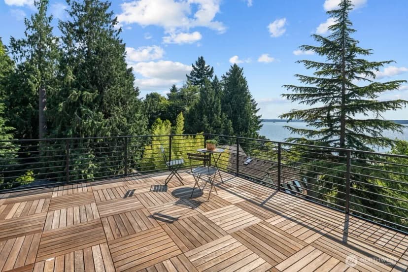 Property photo for 5630 Beach Drive Sw, Seattle photo 24