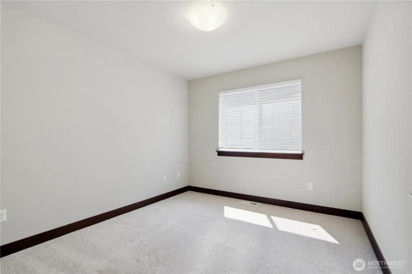 Property photo for 14725 41st Avenue Se, Bothell photo 22