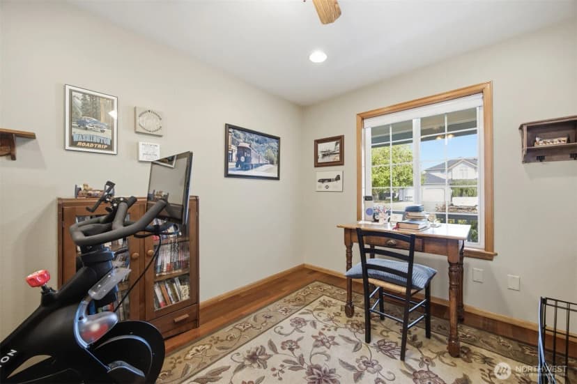 Property photo for 913 N Pine Court, Lynden photo 19