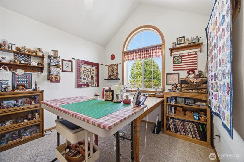 Property photo for 913 N Pine Court, Lynden photo 33