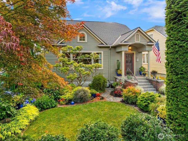 Property photo for 1310 Hoyt Avenue, Everett photo 3