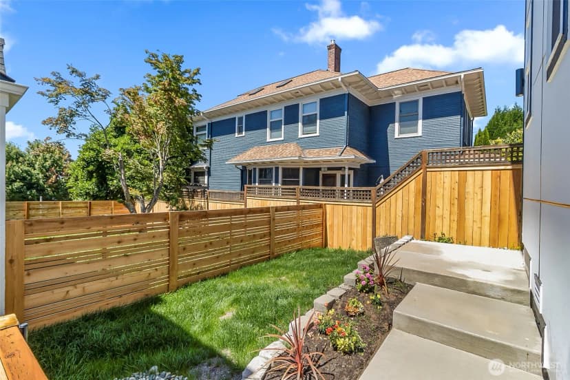 Property photo for 2623 Grand Ave #c, Everett photo 32