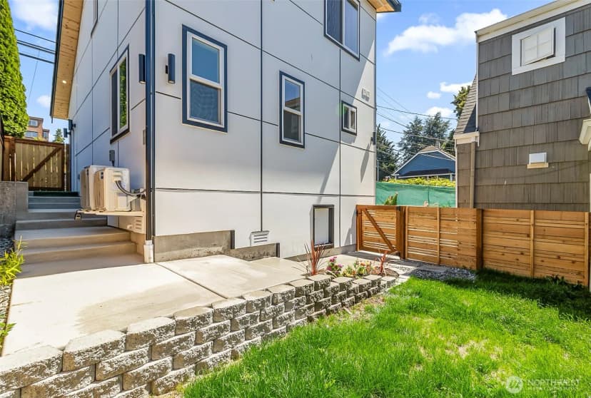 Property photo for 2623 Grand Ave #c, Everett photo 36