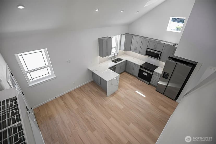 Property photo for 2623 Grand Ave #c, Everett photo 17