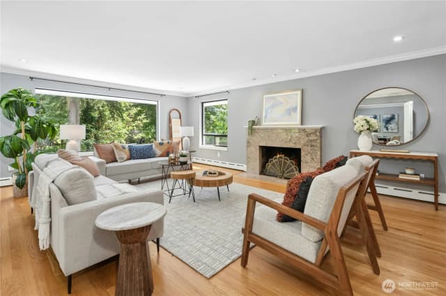 Property photo for 18411 40th Place Ne, Lake Forest Park photo 4