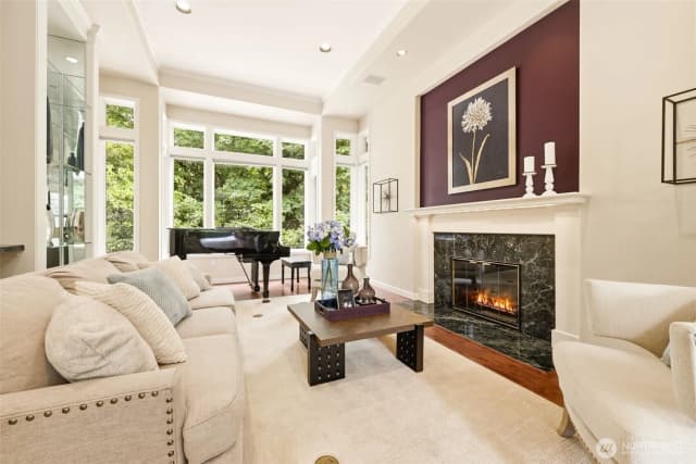 Property photo for 16102 Se Cougar Mountain Way, Bellevue photo 4