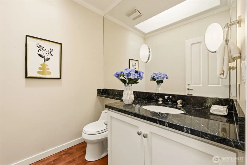 Property photo for 16102 Se Cougar Mountain Way, Bellevue photo 27