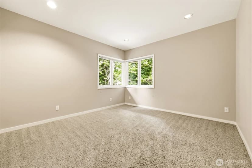 Property photo for 16102 Se Cougar Mountain Way, Bellevue photo 23
