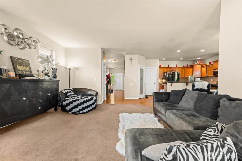 Property photo for 1905 198th Street E, Spanaway photo 9