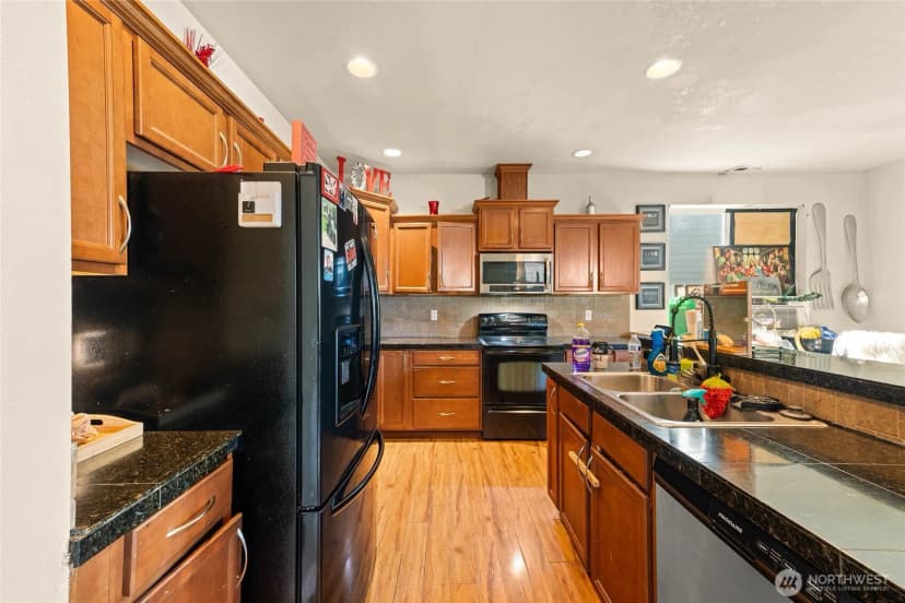 Property photo for 1905 198th Street E, Spanaway photo 31