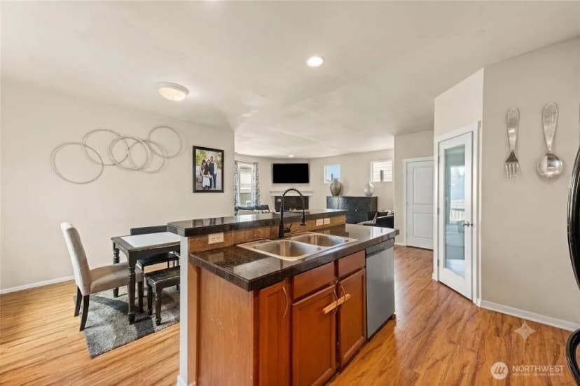 Property photo for 1905 198th Street E, Spanaway photo 6