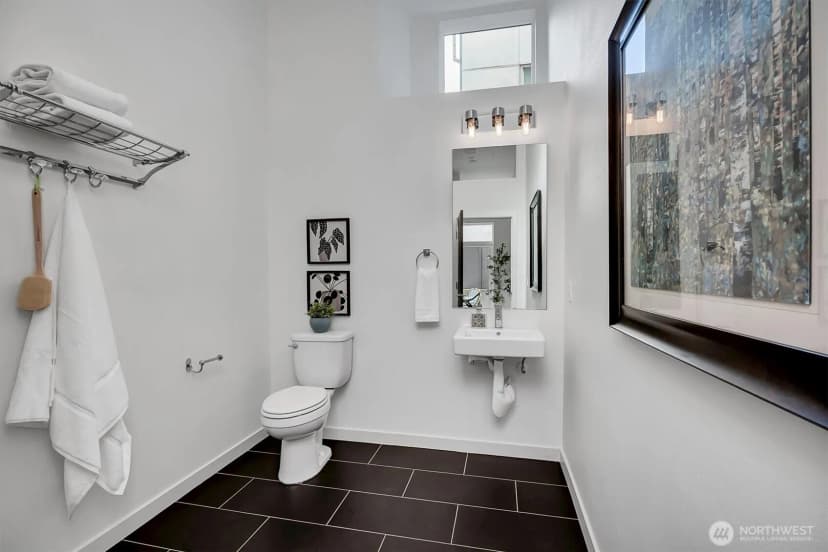 Property photo for 1915 25th Avenue S #unit D, Seattle photo 17