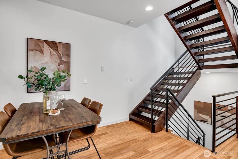 Property photo for 1915 25th Avenue S #unit D, Seattle photo 7