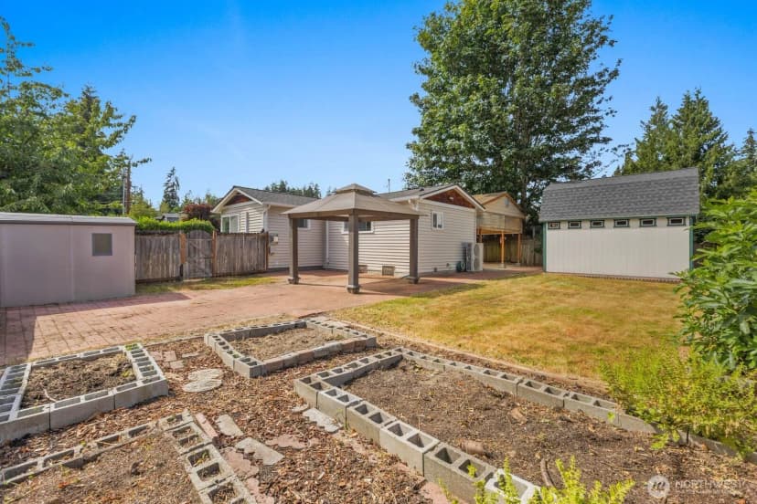Property photo for 15507 56th Avenue W, Edmonds photo 20