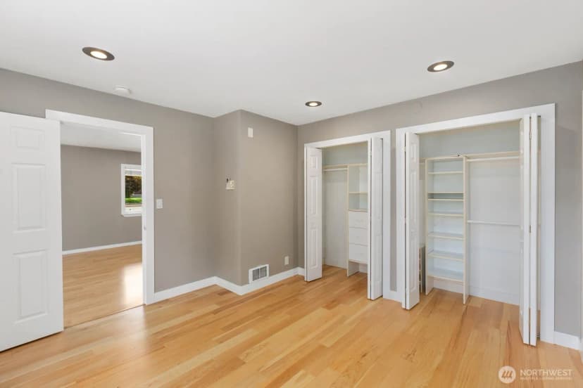 Property photo for 15507 56th Avenue W, Edmonds photo 9