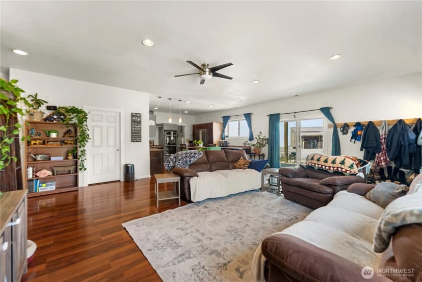 Property photo for 47 Barn Dance Drive, Pateros photo 31