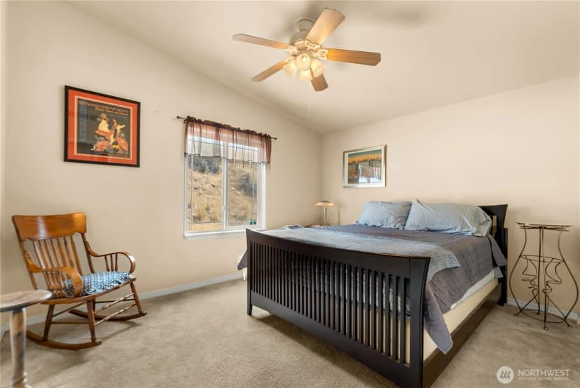 Property photo for 47 Barn Dance Drive, Pateros photo 21