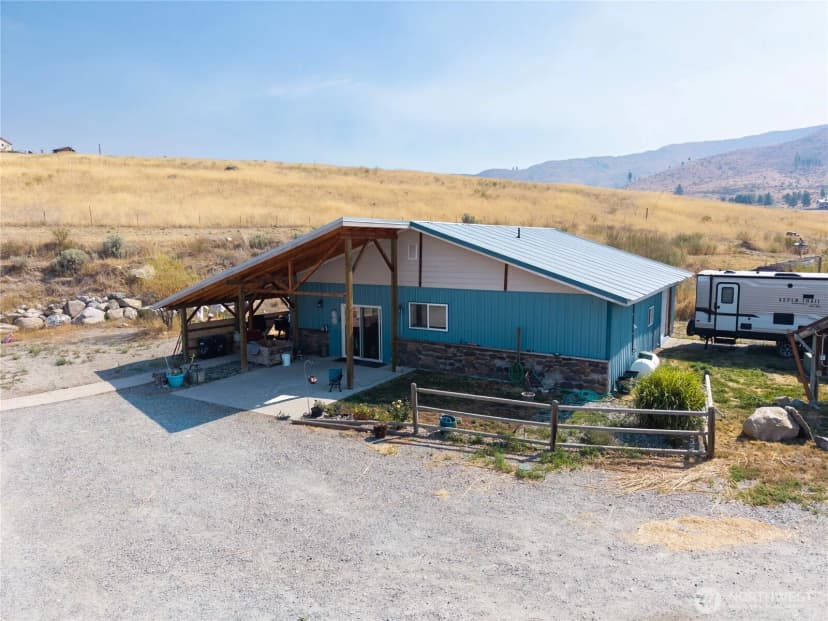 Property photo for 47 Barn Dance Drive, Pateros photo 25