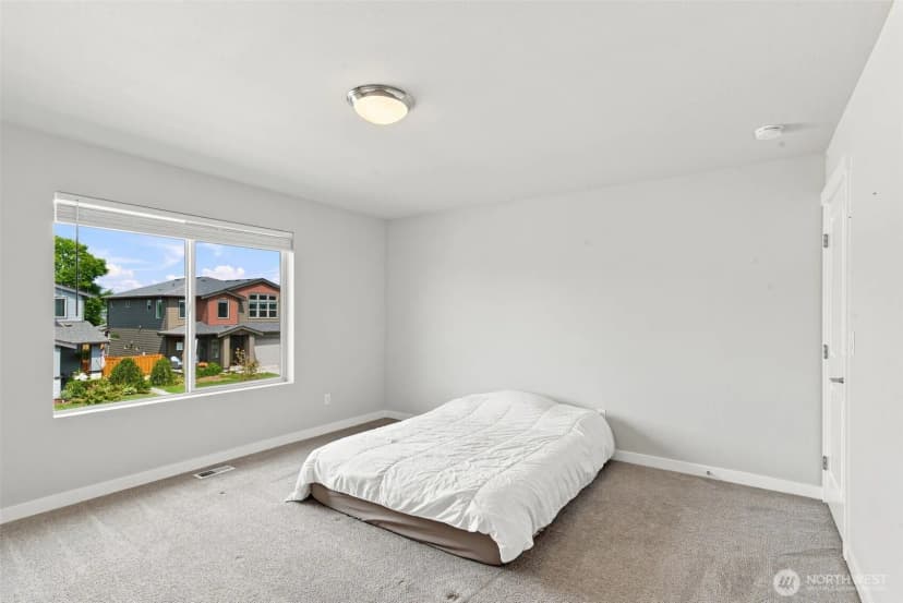 Property photo for 223 Hovey Street, Buckley photo 29