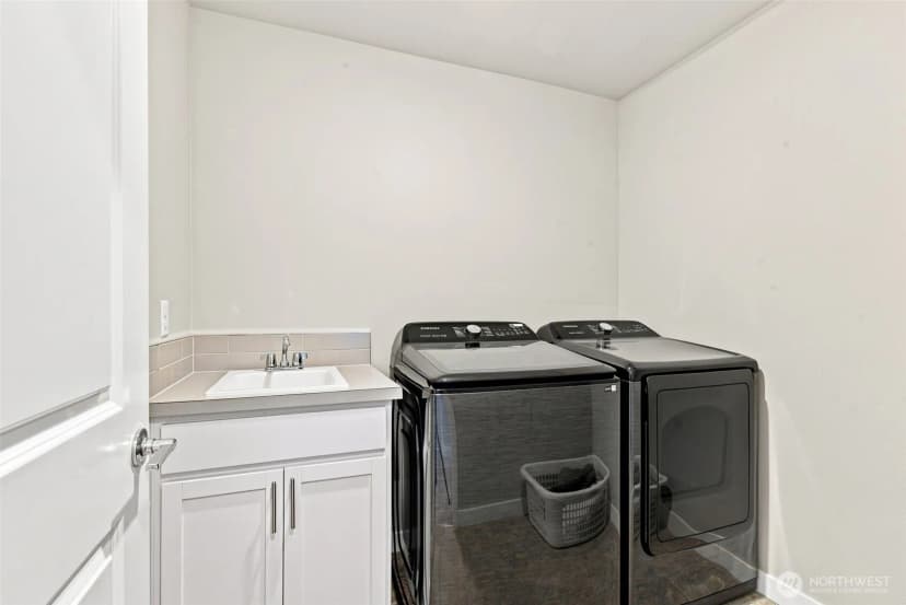 Property photo for 223 Hovey Street, Buckley photo 35