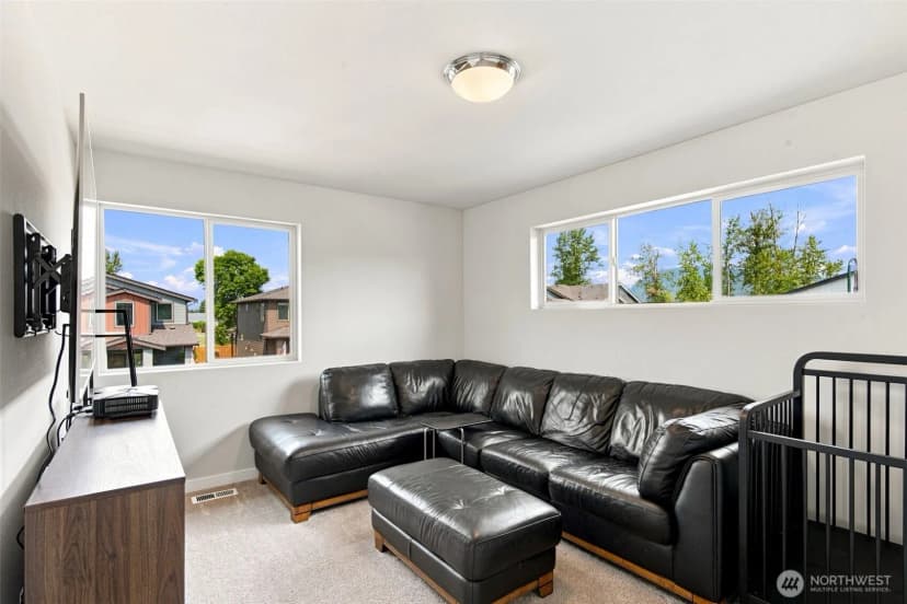 Property photo for 223 Hovey Street, Buckley photo 33