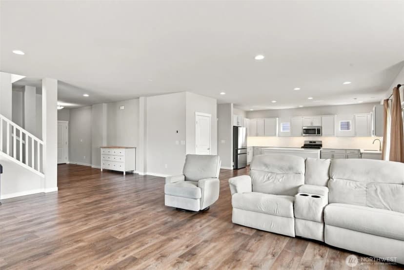 Property photo for 223 Hovey Street, Buckley photo 12