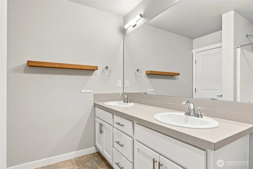 Property photo for 223 Hovey Street, Buckley photo 31