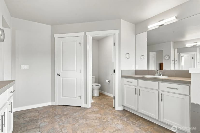 Property photo for 223 Hovey Street, Buckley photo 21