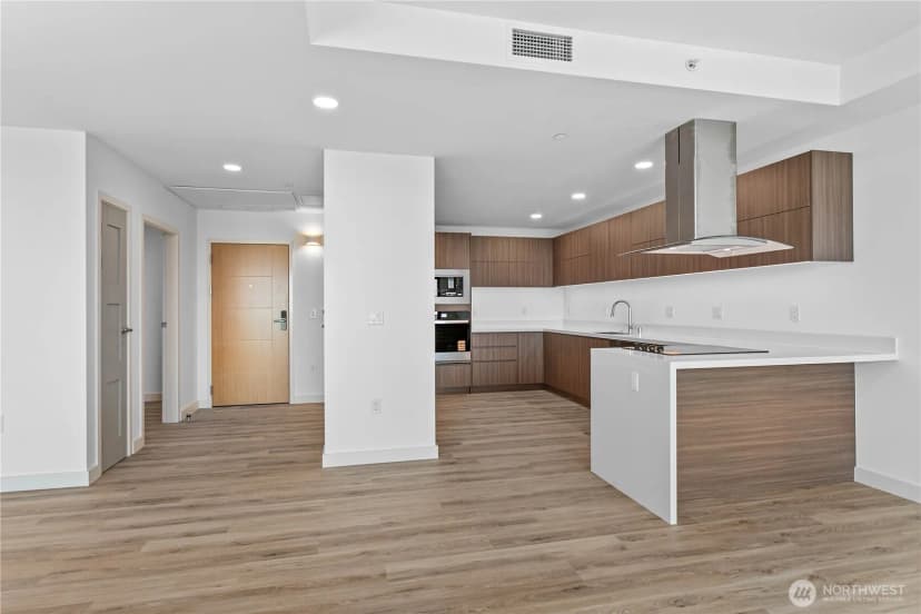 Property photo for 1019 Granary Avenue #304, Bellingham photo 8