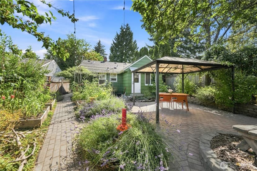 Property photo for 9223 21st Avenue Sw, Seattle photo 22