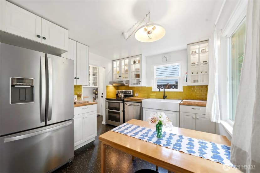 Property photo for 9223 21st Avenue Sw, Seattle photo 10