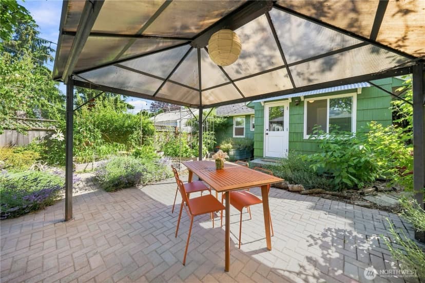 Property photo for 9223 21st Avenue Sw, Seattle photo 24