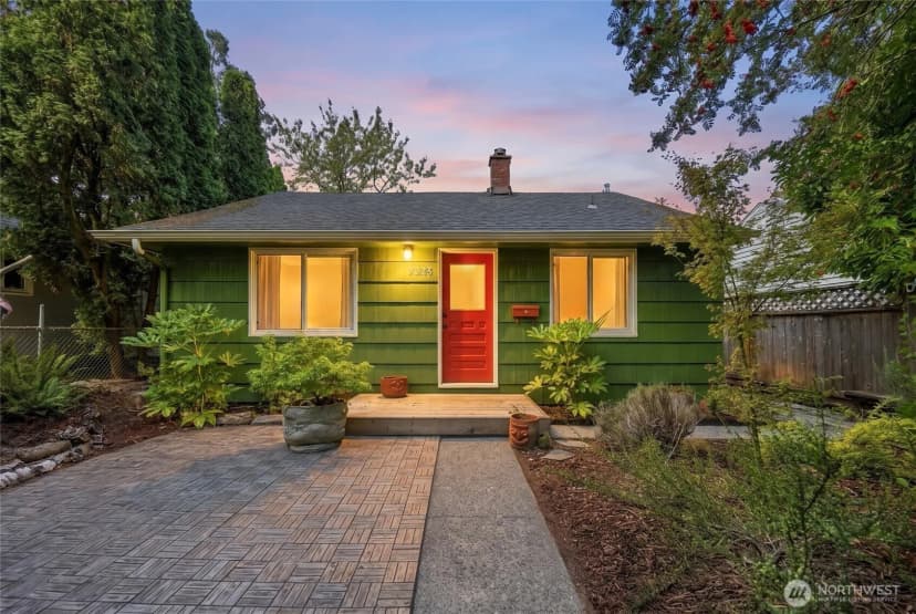 Property photo for 9223 21st Avenue Sw, Seattle