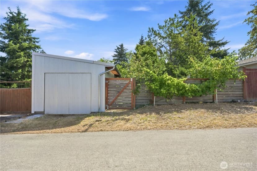 Property photo for 9223 21st Avenue Sw, Seattle photo 34