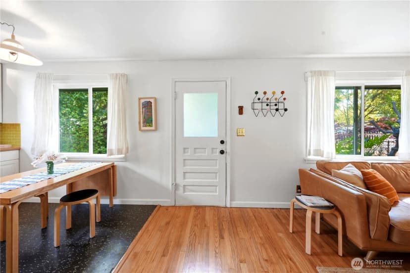 Property photo for 9223 21st Avenue Sw, Seattle photo 7