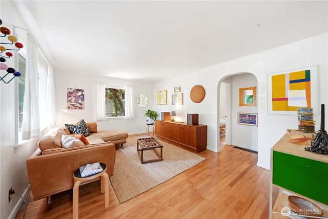 Property photo for 9223 21st Avenue Sw, Seattle photo 5