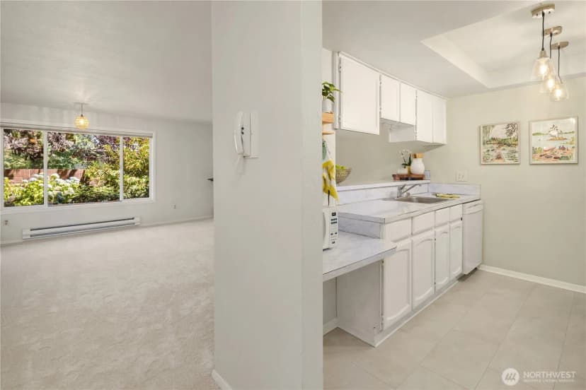 Property photo for 6055 35th Avenue Sw #107, Seattle photo 15